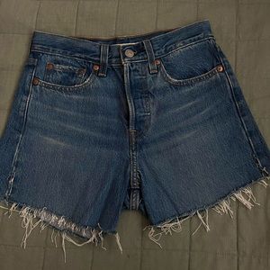 Levi’s wedgie shorts